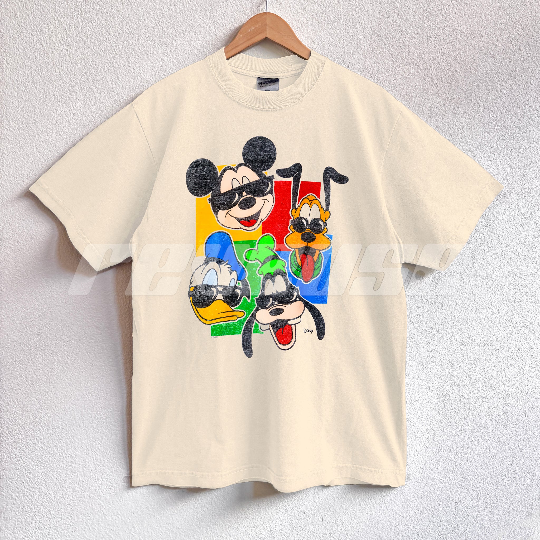 Disneyland Mickey & Friends Sunglasses Vintage Styled T-Shirt